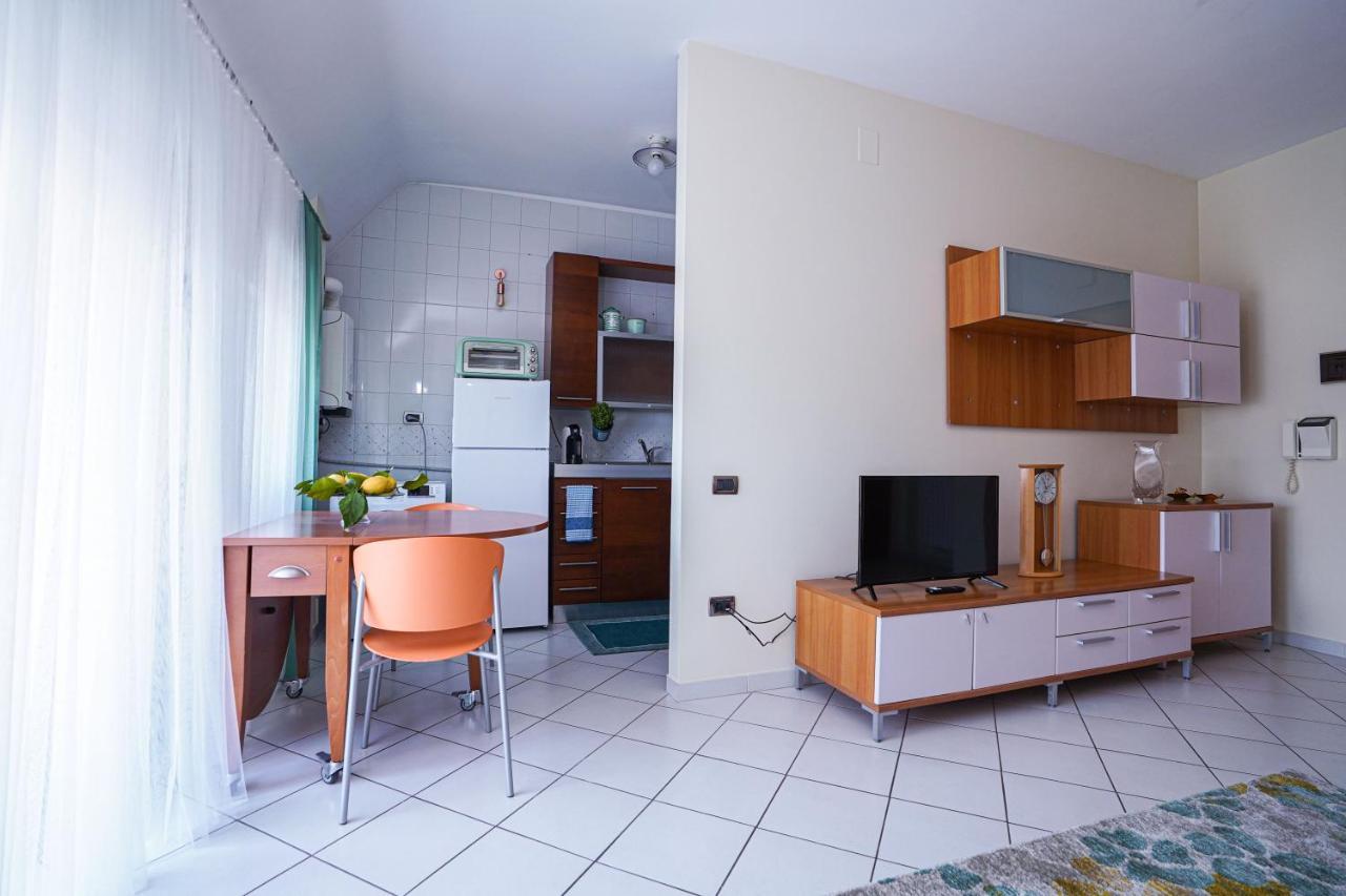 פויג'ה La Casa Di Azzurra Centro Citta Appartamento Fino A 4 Posti Letto E 2 Bagni מראה חיצוני תמונה