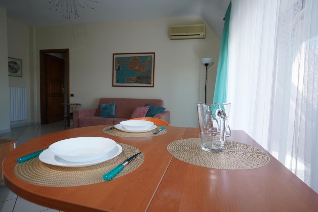 פויג'ה La Casa Di Azzurra Centro Citta Appartamento Fino A 4 Posti Letto E 2 Bagni מראה חיצוני תמונה