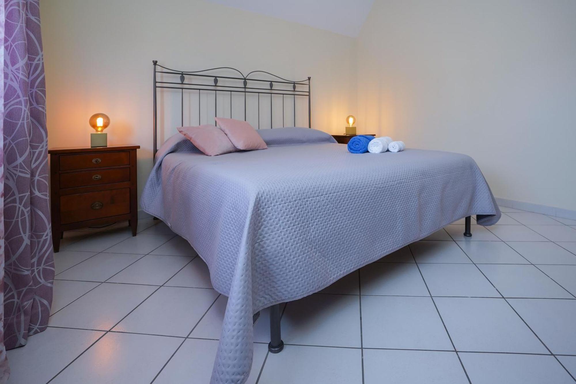פויג'ה La Casa Di Azzurra Centro Citta Appartamento Fino A 4 Posti Letto E 2 Bagni מראה חיצוני תמונה