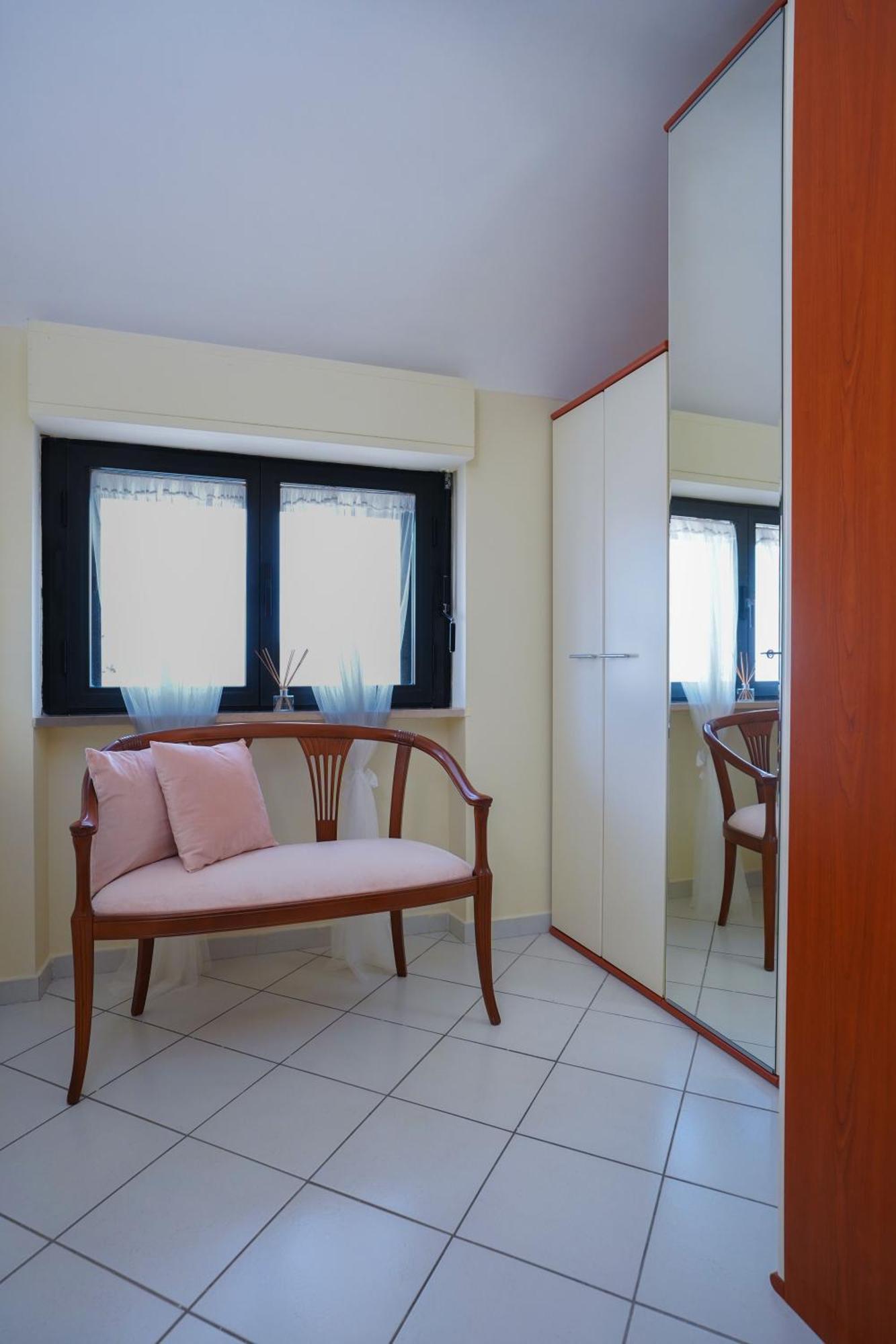 פויג'ה La Casa Di Azzurra Centro Citta Appartamento Fino A 4 Posti Letto E 2 Bagni מראה חיצוני תמונה