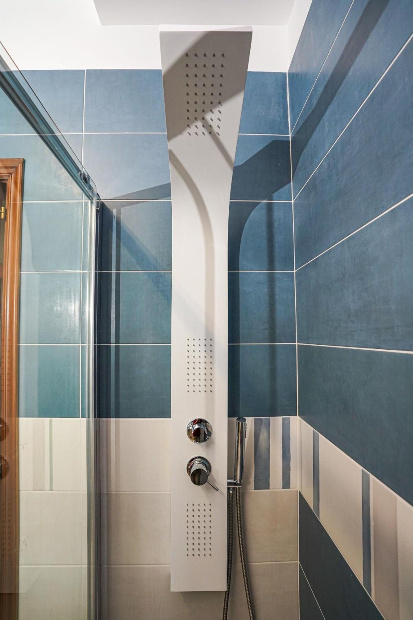 פויג'ה La Casa Di Azzurra Centro Citta Appartamento Fino A 4 Posti Letto E 2 Bagni מראה חיצוני תמונה